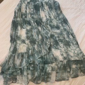 Midi pleated tie dye skirt